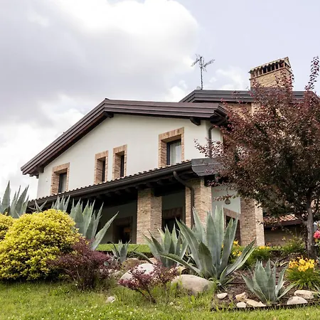 Gospodarstwo agroturystyczne Agavi Marano sul Panaro